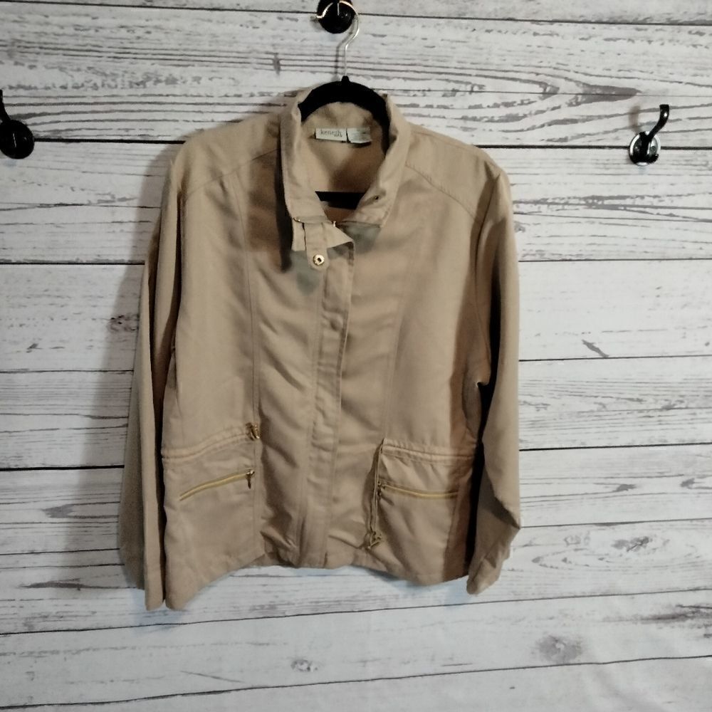 "Keneth (too)" woman's jacket 🧥